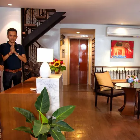 Tarntawan Place Apartments